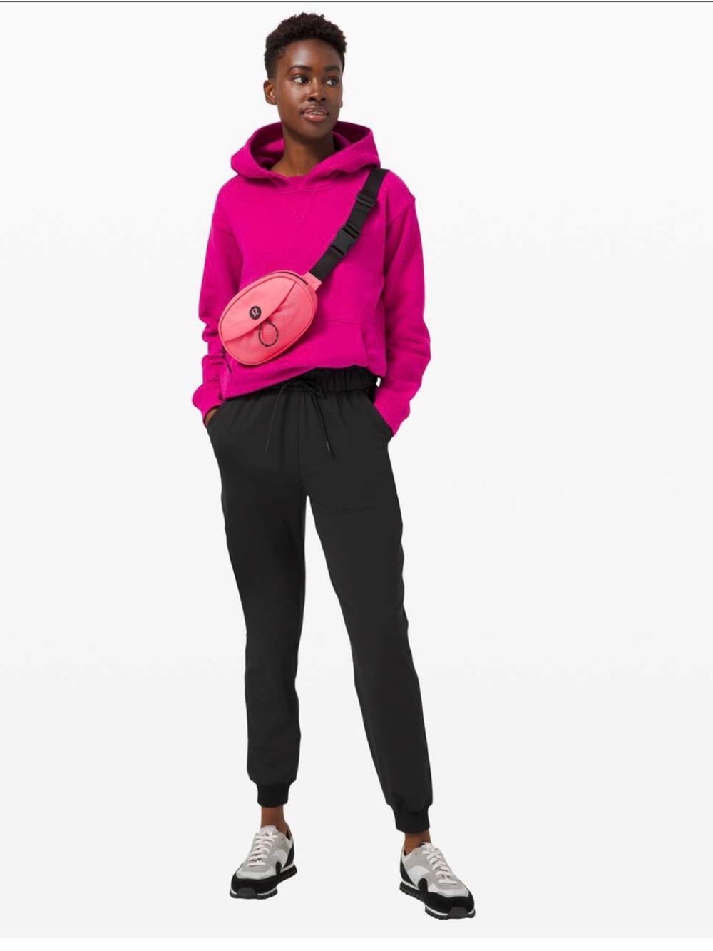Lululemon Keep Moving Jogger
Black